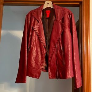Vintage faux snake skin wine colored jacket. Size large